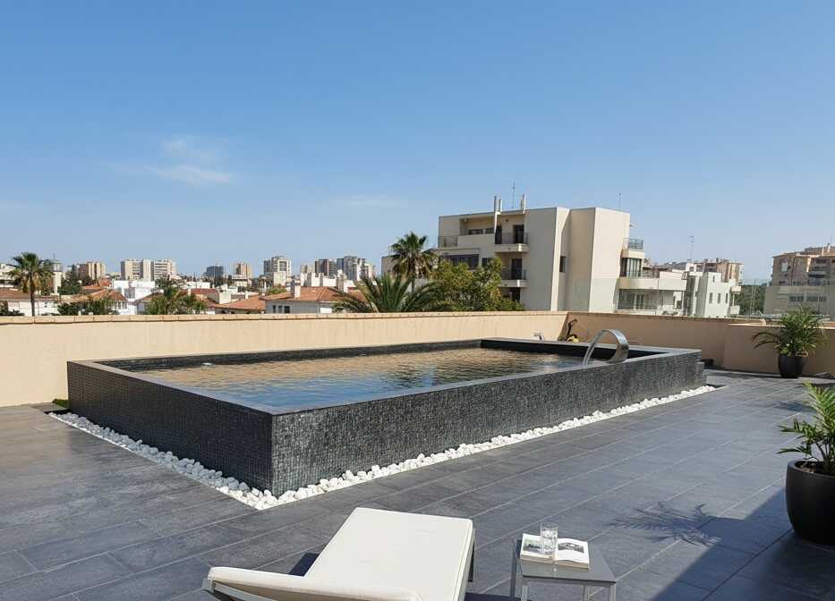 עבודות גמר בריכות פיברגלס